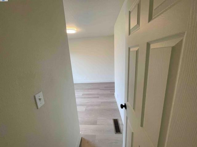 34552 Nantucket Cmn, Fremont CA: https://media.crmls.org/mediaz/b941e6fa-2c00-4f7d-b5c6-ee4b58ba5087.jpg