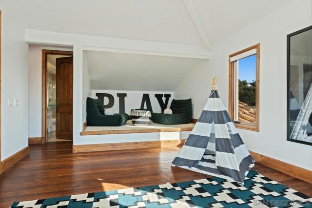 Image 55 of 69 For 8080 La Jolla Scenic Dr