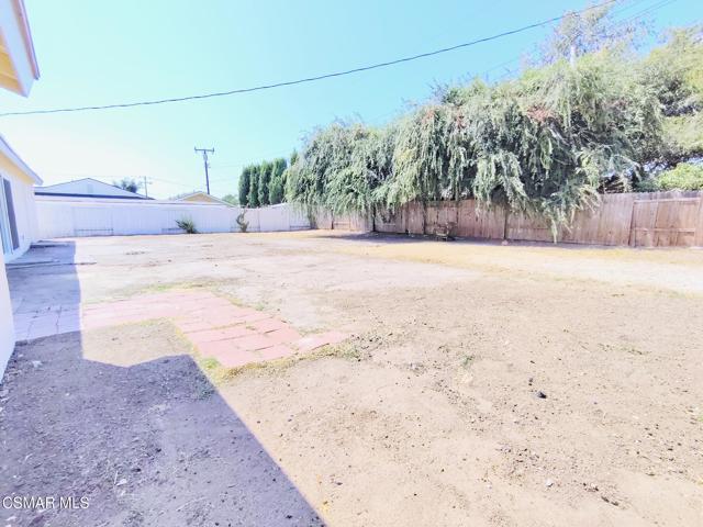 1663 Anderson Street, Simi Valley CA: https://media.crmls.org/mediaz/b9430cc1-419d-4e81-8a32-de3208bf99f3.jpg