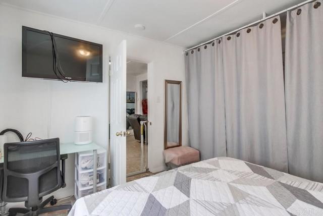 1828 34 B Avenue, National City CA: https://media.crmls.org/mediaz/b943e3b3-cc75-4404-8701-0df1746fa9ec.jpg