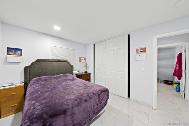 619 Dorothy St, El Cajon CA: https://media.crmls.org/mediaz/b947949a-a786-40f5-b983-632b9f46cdf0.jpg