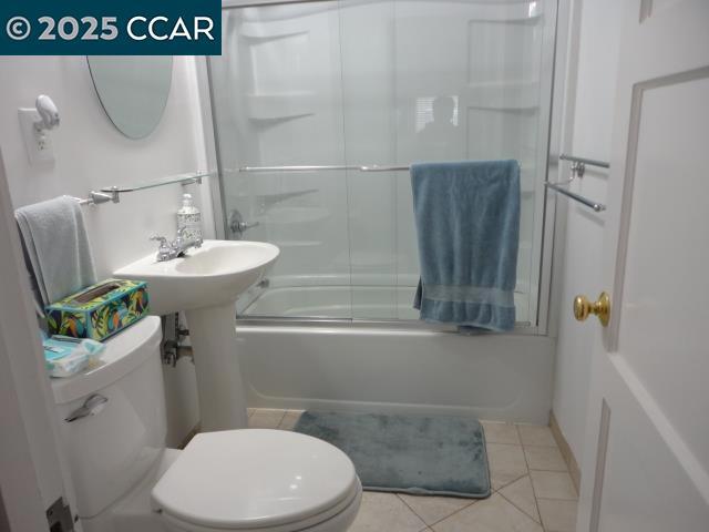 36 Greenwood Dr, South San Francisco CA: https://media.crmls.org/mediaz/b948388f-d1ed-4178-b6e2-2ccb65d8a47f.jpg