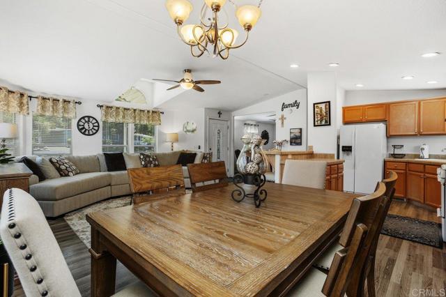 18218 Paradise Mountain Road, Valley Center CA: https://media.crmls.org/mediaz/b9487576-5d12-4469-bcea-64fc30522bd5.jpg