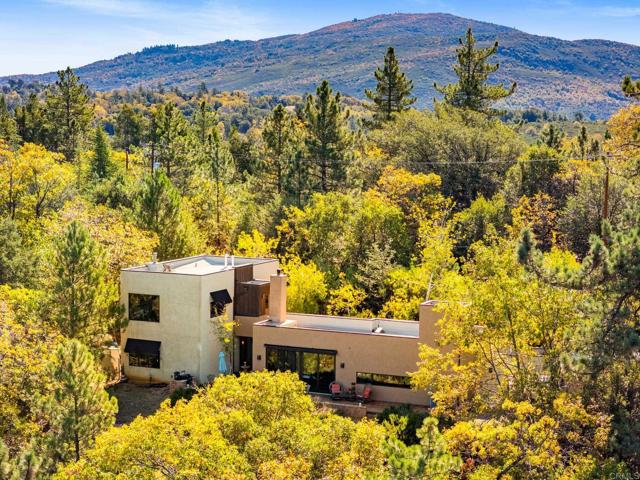 Detail Gallery Image 3 of 54 For 2810 Three Peaks Ln, Julian,  CA 92036 - 3 Beds | 2/1 Baths