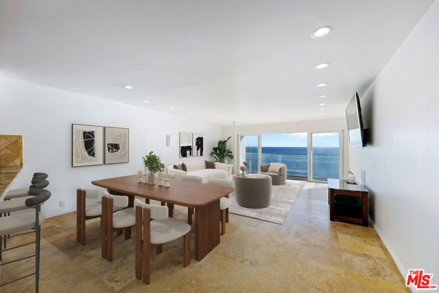 20438 Pacific Coast Highway, Malibu CA: https://media.crmls.org/mediaz/b94a265b-0ed8-4b40-8551-8bdcdfcb89b0.jpg