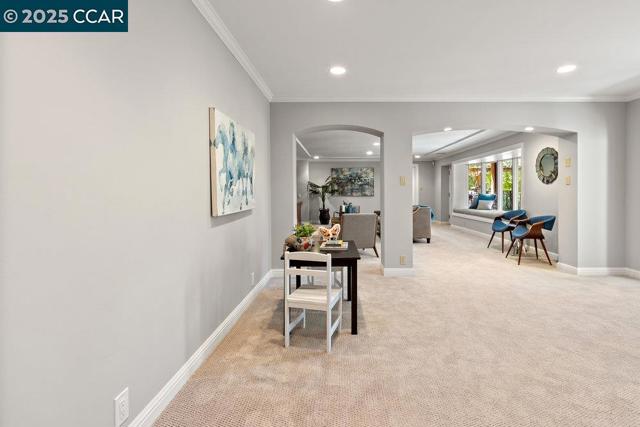 3949 Canyon Dr, Lafayette CA: https://media.crmls.org/mediaz/b94ab286-375c-4187-a745-b6ebda9f3f37.jpg