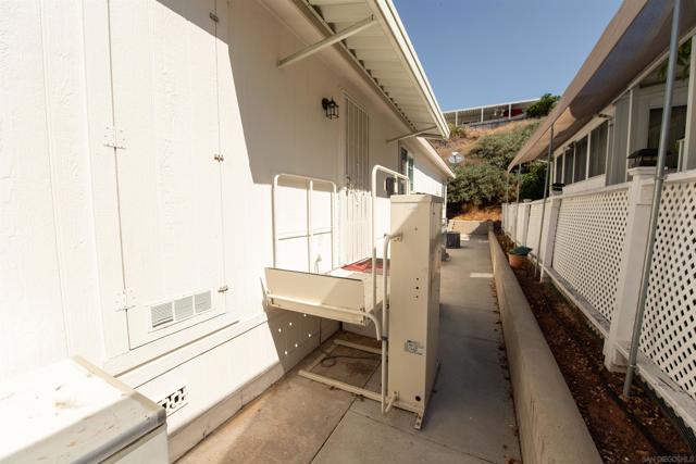 1120 Pepper Dr, El Cajon, California 92021, 2 Bedrooms Bedrooms, ,2 BathroomsBathrooms,Manufactured On Land,For Sale,Pepper Dr,240023096SD