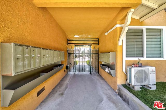 711 S Sierra Vista Avenue, Alhambra CA: https://media.crmls.org/mediaz/b94ad215-85fd-4c2f-beea-21731f9b7895.jpg