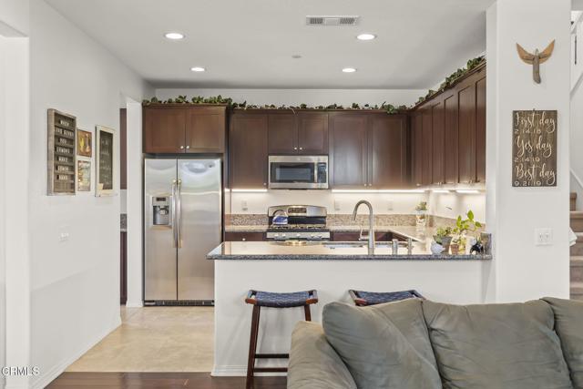 11349 Darling Road, Ventura CA: https://media.crmls.org/mediaz/b94b1ca2-3334-4b32-ae33-2eeb2c5ff4c1.jpg