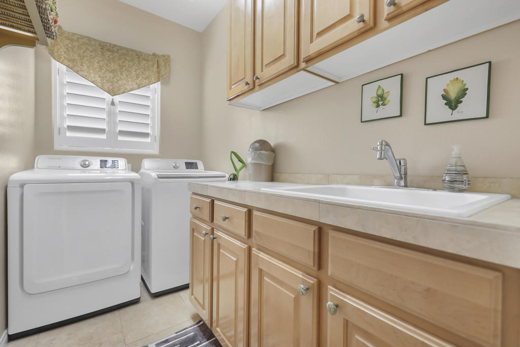 MLS #219136122DA image #32