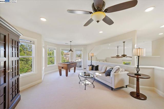 2434 Pomino Way, Pleasanton CA: https://media.crmls.org/mediaz/b94ce39b-3d81-476c-8a8f-3a812e08894f.jpg