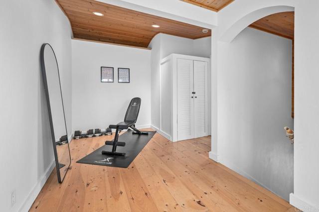 159 W Diana, Encinitas CA: https://media.crmls.org/mediaz/b94cec73-8ffe-4fe9-93bb-d86635906c9c.jpg