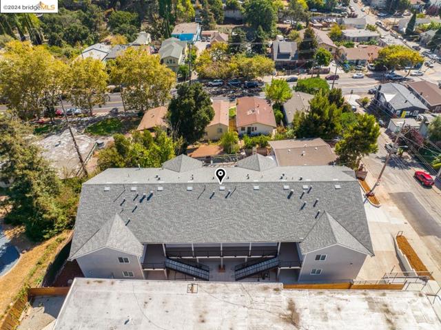 Image 9 of 46 For 4124 Lyon Ave