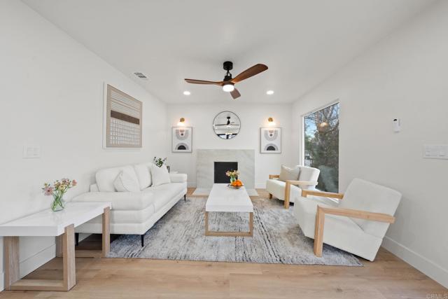 3561 Arizona St, San Diego CA: https://media.crmls.org/mediaz/b94d177d-05d8-49a2-a102-a395b0aaf528.jpg