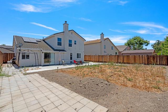 730 Marseille Drive, Hollister CA: https://media.crmls.org/mediaz/b94d5999-d1a2-43fa-89d6-eb125c53d11b.jpg