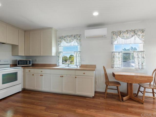 Detail Gallery Image 24 of 30 For 4839 Winona Ave, San Diego,  CA 92115 - 4 Beds | 3 Baths