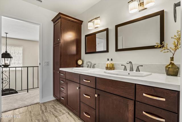 863 Falmouth Street, Thousand Oaks CA: https://media.crmls.org/mediaz/b94e8f11-5cd0-4010-a069-4d8d7d8ec85b.jpg