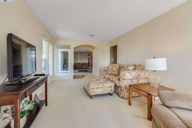 132 Jiminez, Hayward CA: https://media.crmls.org/mediaz/b94eadf9-de3c-4392-b9e6-1e58c3fabe21.jpg