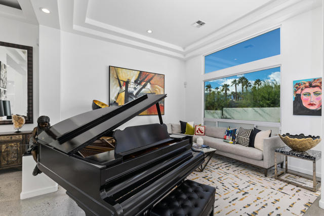 12_10940835_155431_155431-EI-110