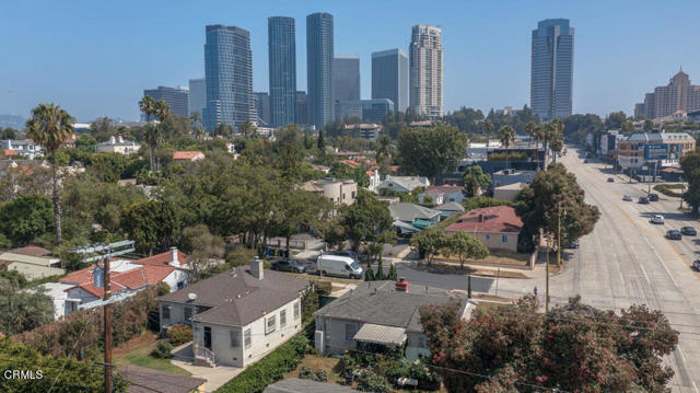 Detail Gallery Image 1 of 1 For 2161 Benecia Ave, Los Angeles,  CA 90025 - 3 Beds | 2 Baths