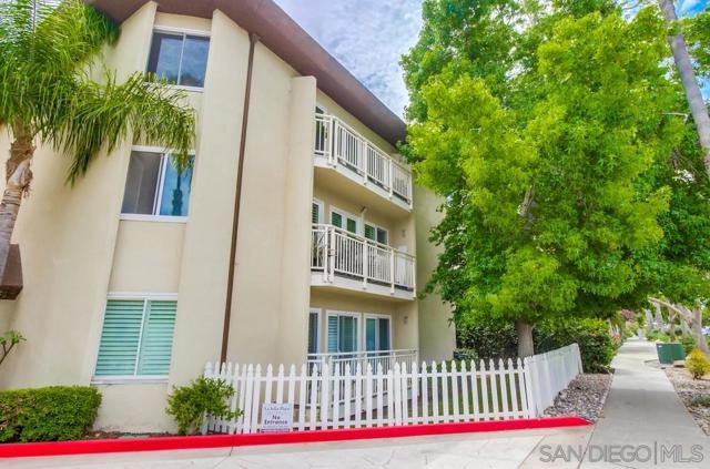 5370 La Jolla Blvd., La Jolla CA: https://media.crmls.org/mediaz/b94f8563-7fe1-467e-b7c7-cbde1faaee6d.jpg
