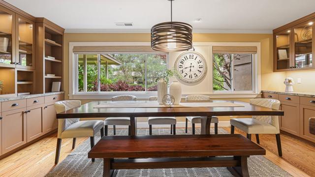 161 E Floresta Way, Portola Valley CA: https://media.crmls.org/mediaz/b9500b6f-2409-4cfe-b15f-79bbf0456931.jpg