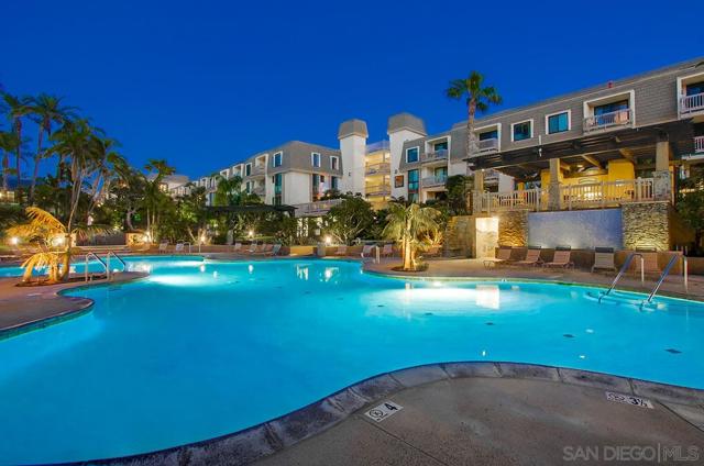 999 N Pacific St, Oceanside CA: https://media.crmls.org/mediaz/b9502592-0e5a-49d0-ace0-c4b545d64bc3.jpg