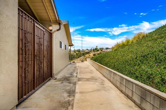 Image 33 of 44 For 8232 Polizzi Place