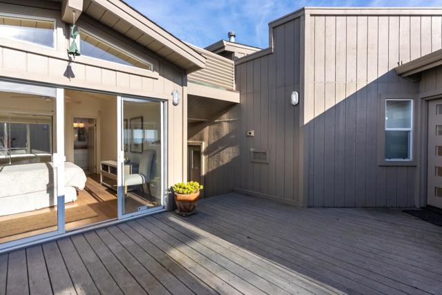 545 Beach Drive, Aptos CA: https://media.crmls.org/mediaz/b951895b-6005-47d6-bb37-5c36e0f005de.jpg