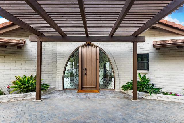 Image 3 of 73 For 1666 Cloverdale Road