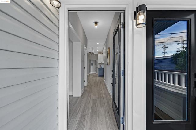 Image 10 of 49 For 2914 Stanton Street