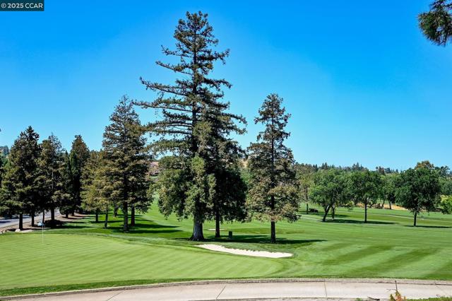 554 Golf Club Road, Pleasant Hill CA: https://media.crmls.org/mediaz/b952e30b-7acf-4638-8a7a-a3d2dc753d94.jpg