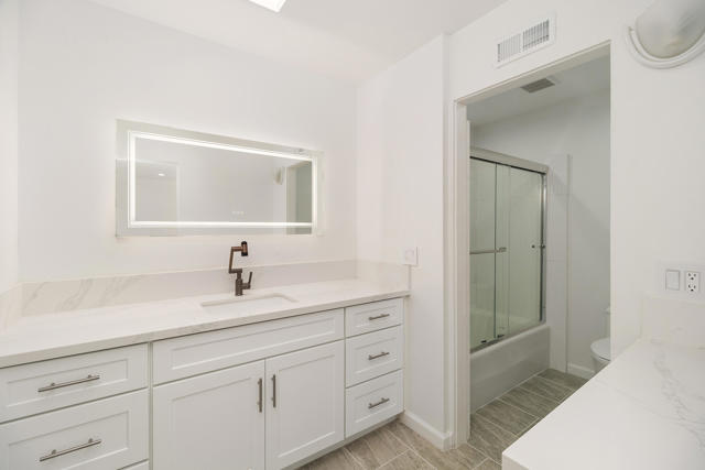 49835 Adelito Drive, La Quinta CA: https://media.crmls.org/mediaz/b953f65a-5ead-4945-bf67-ea0295478114.jpg