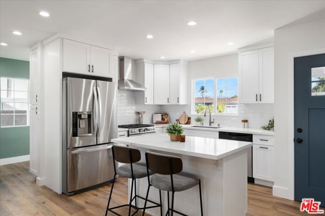 7045 Varna Avenue, North Hollywood CA: https://media.crmls.org/mediaz/b954945d-e8f7-4a10-a920-6d6b84f4264c.jpg