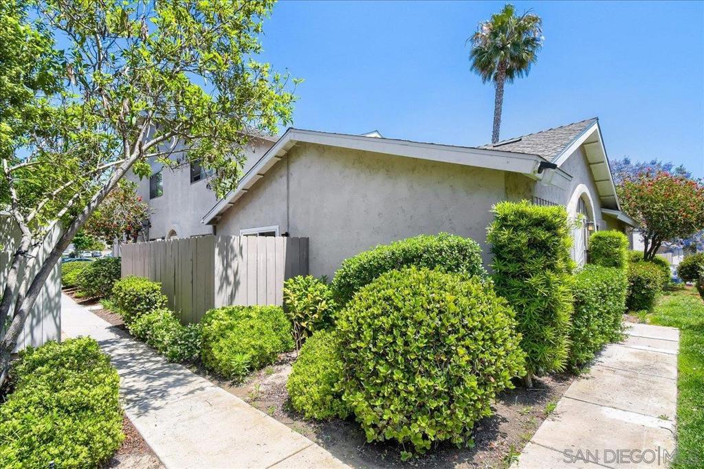 7876 Camino Huerta - photo 3
