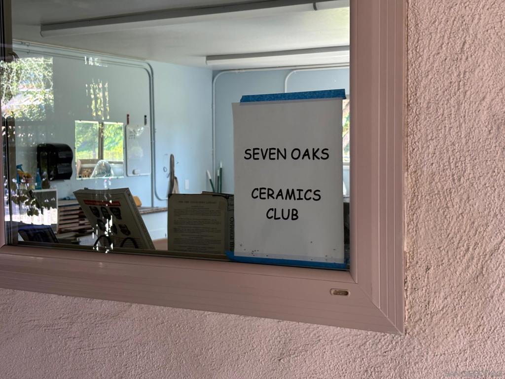 https://media.crmls.org/mediaz/b955b45c-02f0-4dda-baad-0b9dc8ba564f.jpg?preset=X-Large