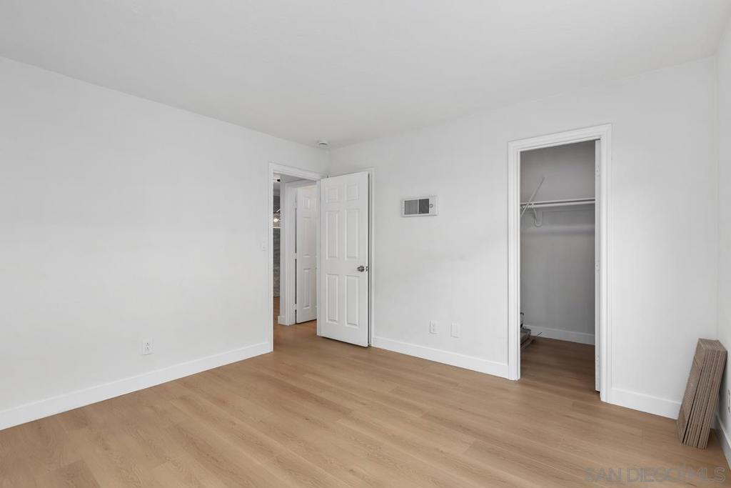 4230 48th St - photo 17