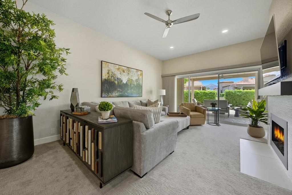 MLS #219135817DA image #12