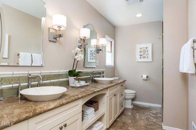 49 Annandale Road, Pasadena CA: https://media.crmls.org/mediaz/b9588ec7-63f0-4de8-8625-35e6cc342132.jpg