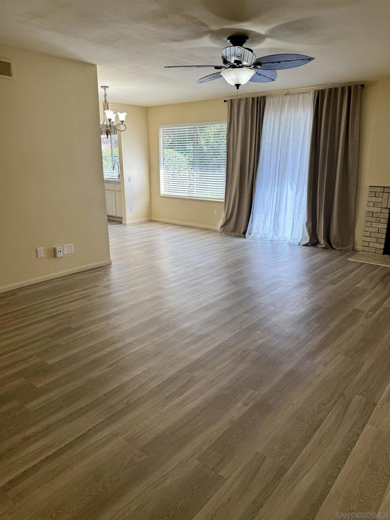 11195 Madrigal St - photo 3