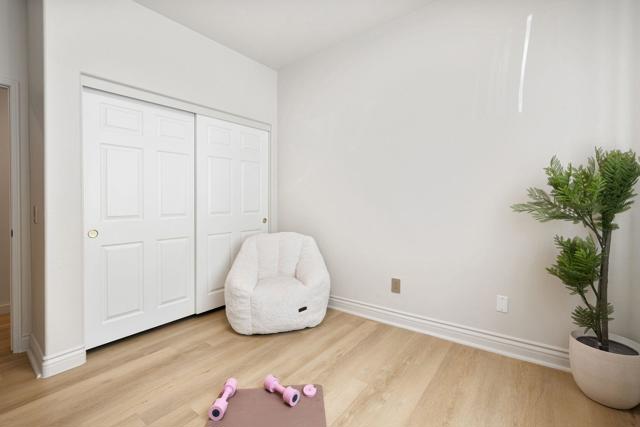 Image 58 of 76 For 79938 Dewsbury Drive
