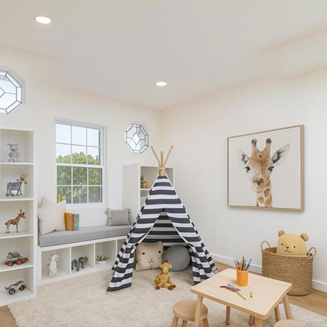 Detail Gallery Image 22 of 38 For 1674 Evergreen St, Point Loma,  CA 92106 - 3 Beds | 2 Baths