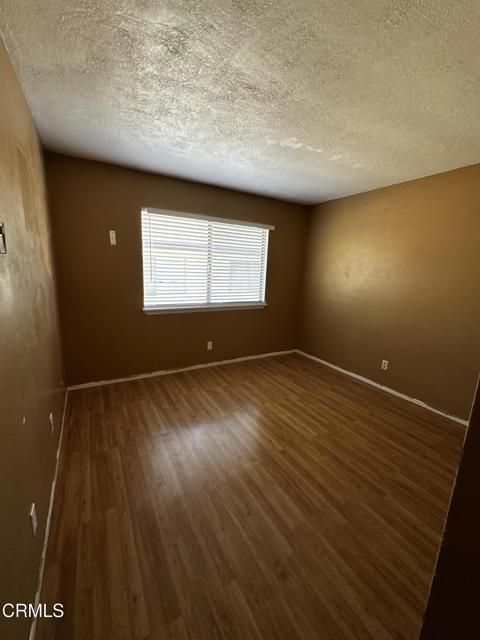 Detail Gallery Image 12 of 14 For 1177 Saratoga Ave, Ventura,  CA 93003 - 2 Beds | 1 Baths