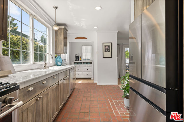 6399 W 80th Street, Los Angeles CA: https://media.crmls.org/mediaz/b95bb46a-1fe8-48fd-b999-a98597385dc4.jpg