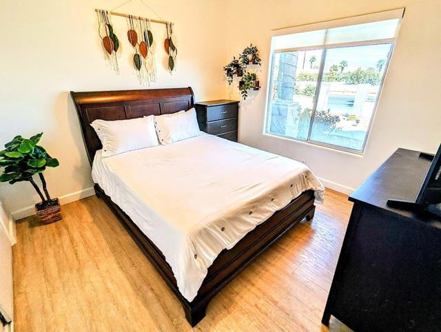 Image 31 of 42 For 28451 Avenida La Vista