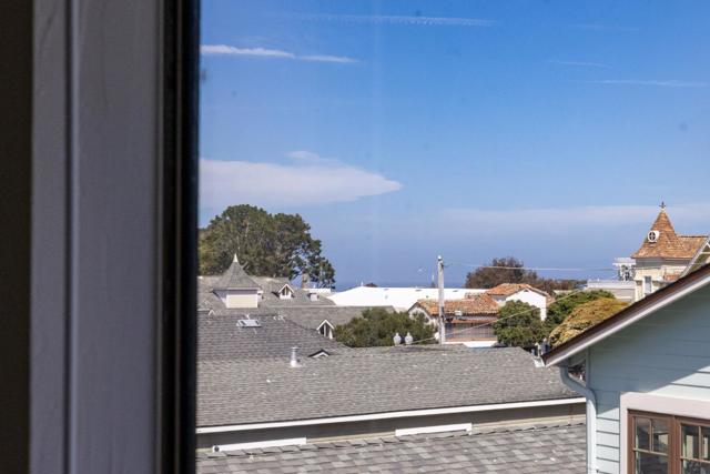 213 15th Street, Pacific Grove CA: https://media.crmls.org/mediaz/b95d869f-843f-46a4-adbb-70d2626ce4f9.jpg