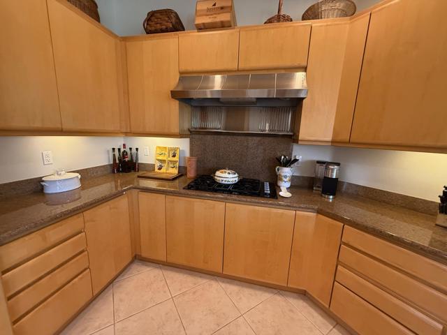 79765 Tangelo, La Quinta CA: https://media.crmls.org/mediaz/b95d8acd-3920-471b-bb88-64505269312b.jpg