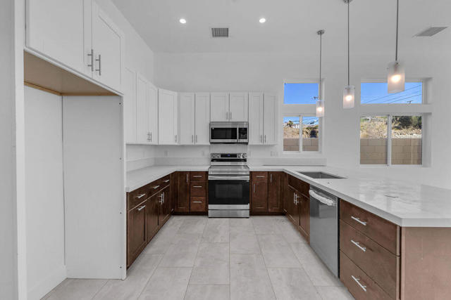66778 Casa Grande Drive, Desert Hot Springs CA: https://media.crmls.org/mediaz/b95dea3a-182a-4564-b4d6-302f997cadc2.jpg