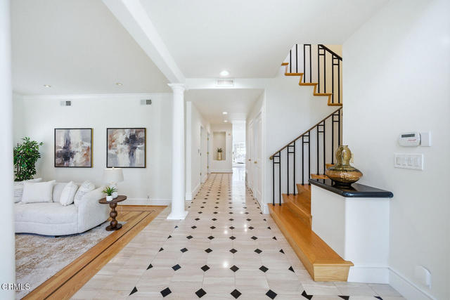 Detail Gallery Image 3 of 54 For 1807 Windsor Rd, San Marino,  CA 91108 - 4 Beds | 3 Baths