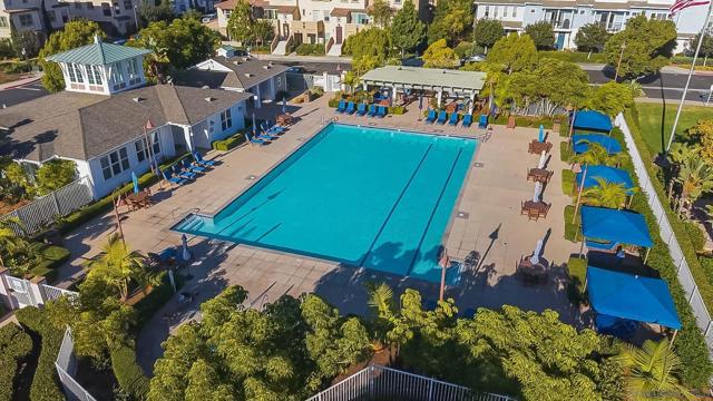 4382 Pacifica Way, Oceanside CA: https://media.crmls.org/mediaz/b95e834e-dbb9-409d-b8df-a26c3cd6f0e0.jpg